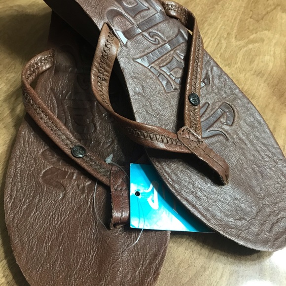 Shoes - Picture 3 of 7